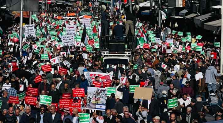 Solidarity Stands in several governorates in support of Gaza