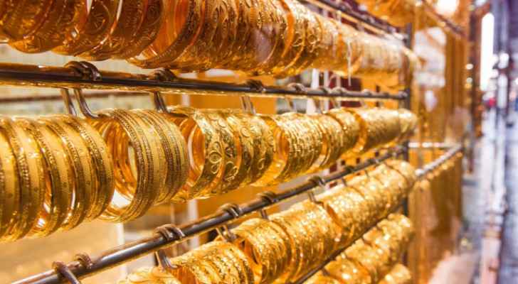 Gold prices stabilize in Jordan Sunday