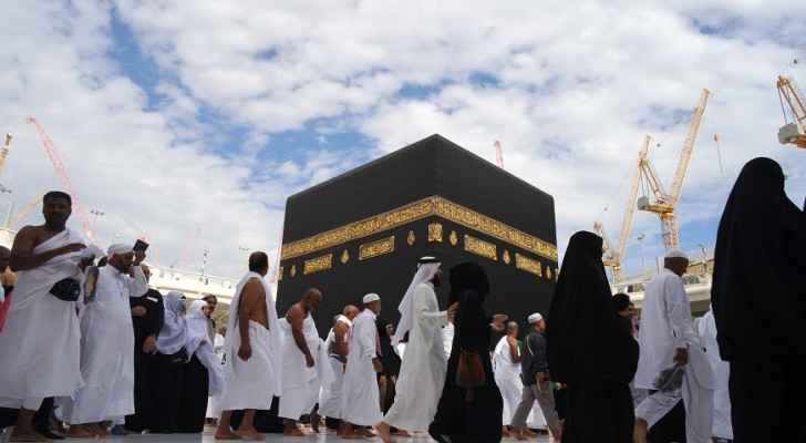 Egypt cracks down on 16 tourism companies for illegal Hajj Travel 