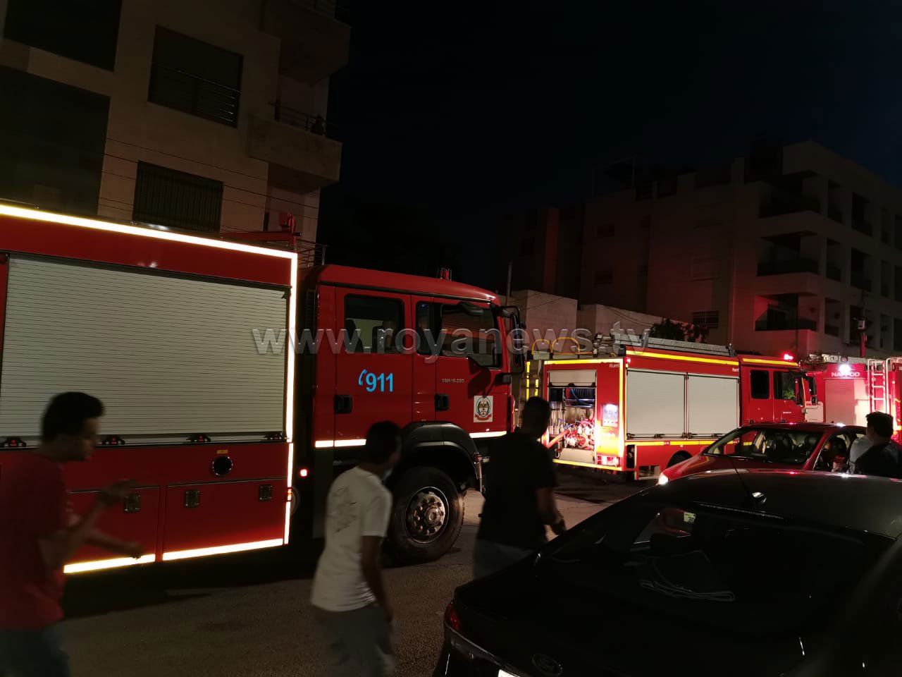 IMAGES: Fire breaks out in apartment in Amman | Roya News