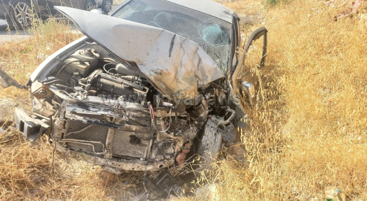 Roya News | Car collides with agricultural tractor splitting it in half